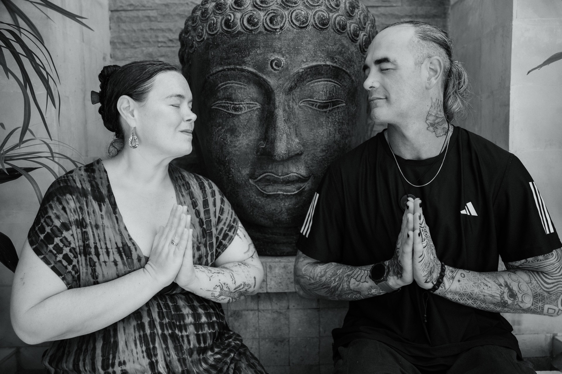 Kelly and Kane at Buddha statue